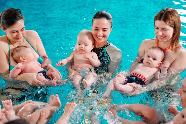 cours de natation bébé nageur au Petits Canards